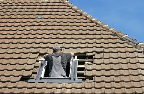 Pose de velux - Ennetières-en-Weppes